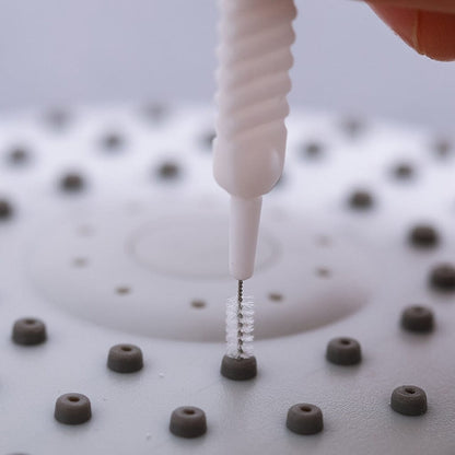 JetClean Brush - Your shower like new, in seconds.