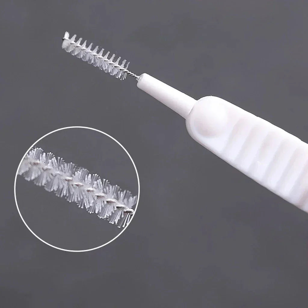 JetClean Brush - Your shower like new, in seconds.